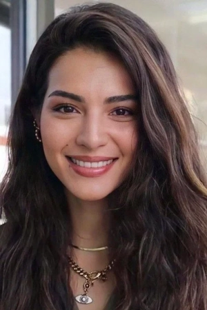 Melisa Aslı Pamuk